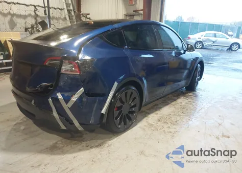 2021 Tesla Model Y Performance Dual Motor All-Wheel Drive z USA, uszkodzony, nr VIN 5YJYGDEF1MF201786